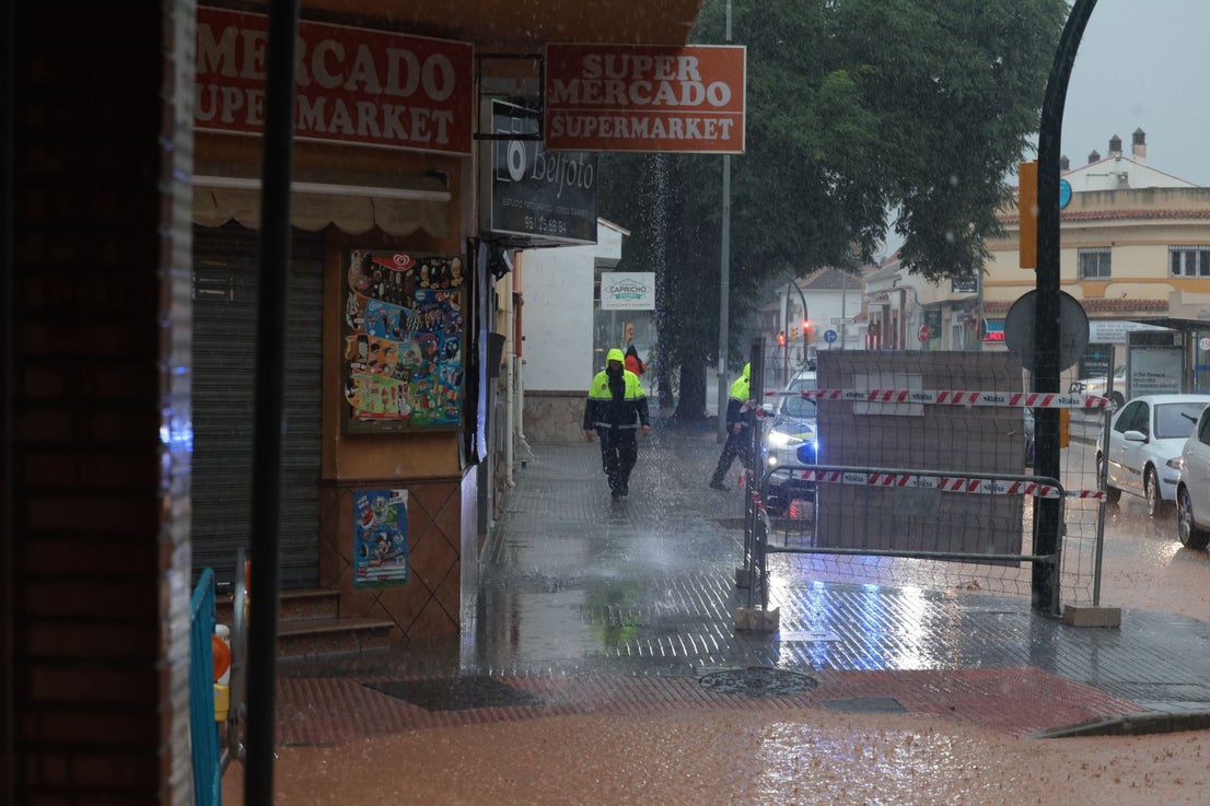 The latest 'Dana' storm sweeps through Malaga and these are the scenes it is leaving in its wake