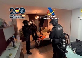 Four dock workers arrested after seizure of more than 400 kilos of cocaine in the port of Malaga