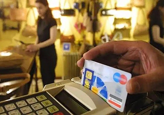 More than 30 arrested in network that swindled eight million euros in fraudulent loans, many of them in Malaga