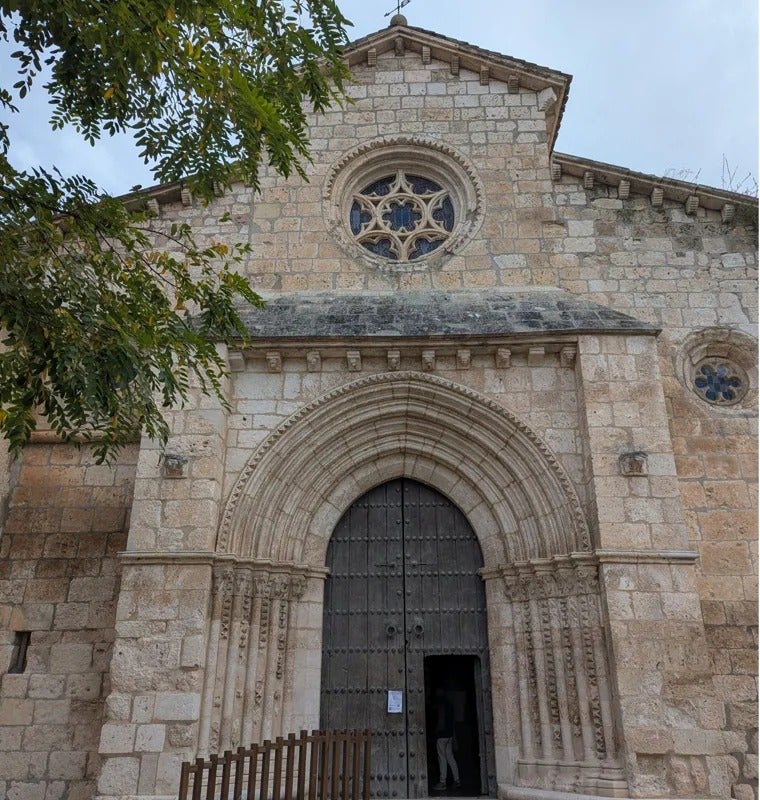 Entrance to the church of San Felipe