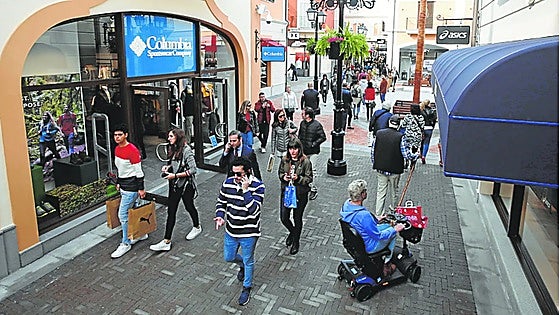 McArthurGlen designer outlet village in Malaga hopes to set tills ringing with five new shops