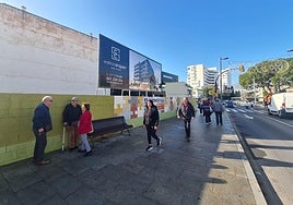 Billboard installed on the plot of the Edificio Singular.