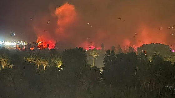 Ninety people in motorhomes evacuated from site on Spain's Costa Tropical following major wildfire