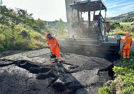 Asphalting work in Nerja.