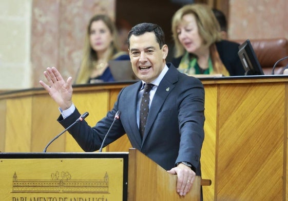 Janma Morneo, the president of Andalucía, during the debate.