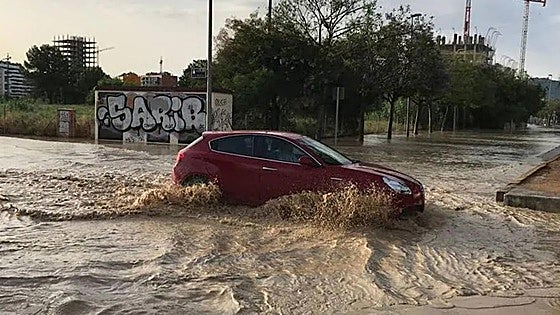 Workers in Spain allowed to stay home in event of severe weather warnings