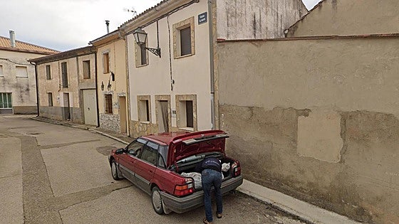 Killer captured by Google Maps while moving dismembered body in northern Spanish village