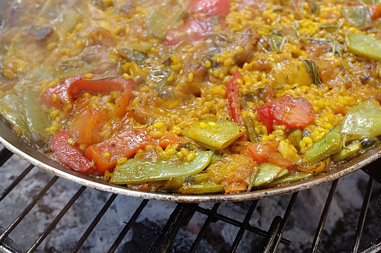 24-hour paella people