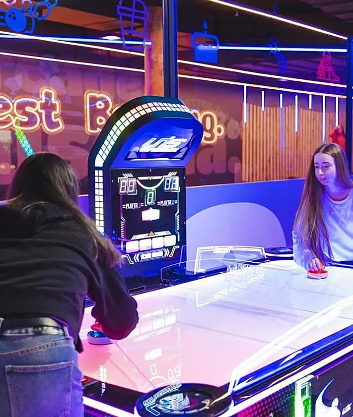 Imagen secundaria 2 - Ilusiona, the new leisure venue with 'state-of-the-art' bowling lanes that aims to revolutionise Malaga shopping centre