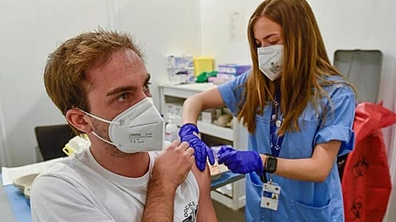 Boom in sick leave among young people in Spain is double the rate of the over-55s