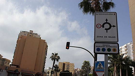 Costa del Sol town to start fining drivers on 15 February as ban on polluting vehicles is enforced