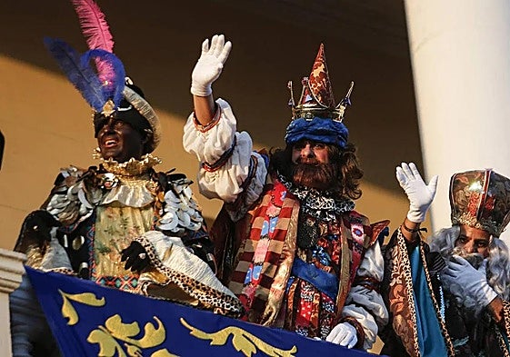 Huge Three Kings parade in Malaga brought forward to avoid the forecast rain