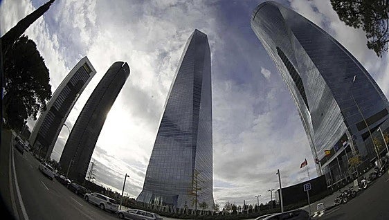 Spain to stop issuing 'golden visas' in return for large investments