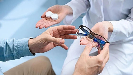 Junta extends discounts on optical items for the over-65s in Andalucía