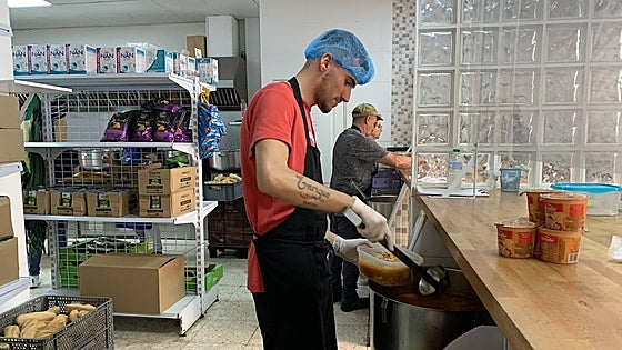 The social kitchen on the Costa that feeds almost 2,000: from newborns to people in their 90s