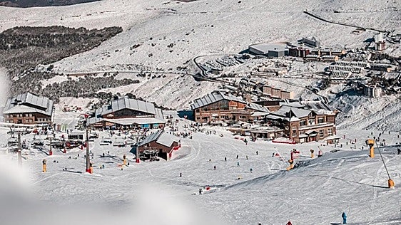 More ski slopes open in Granada's Sierra Nevada resort