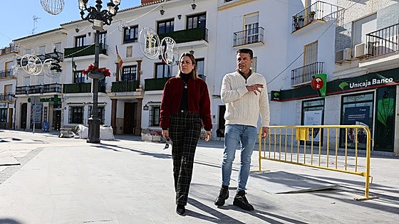 Remodelling of town square in Malaga province town resumes