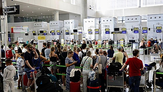 Malaga Airport welcomed close to 25 million passengers by end of record 2024