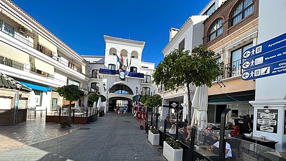 Calls for permanent member of staff at Costa del Sol foreigners' office