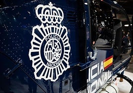 Police arrest partner after woman falls from fifth floor of building in Malaga