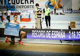 Mariano García broke his own national 1,000-metre record.