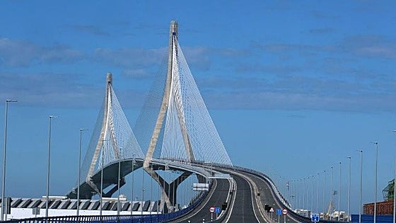 Spain's longest bridge is in Andalucía: how long is it and where exactly is it located?