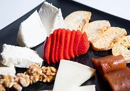 Stock image of a typical cheese board.