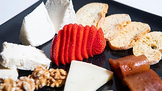 Cheese board sold in Carrefour stores in Spain is recalled