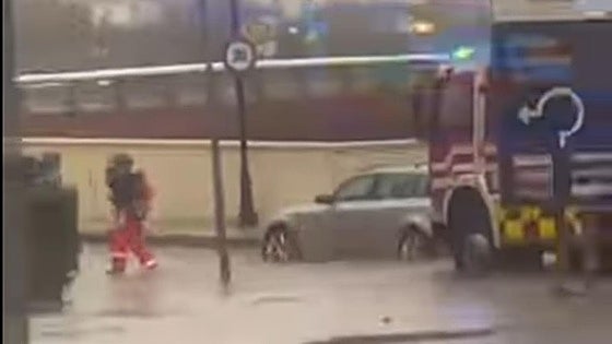 Fuengirola firefighters rescue family from vehicle after torrential downpour on the Costa del Sol