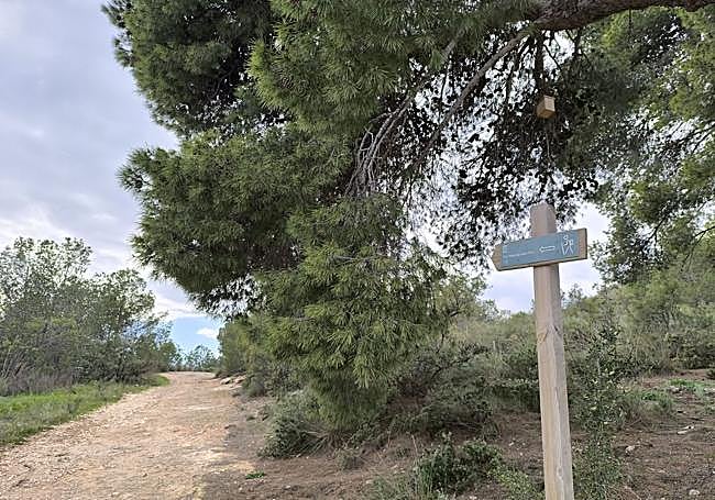 The first part of the route is very well signposted.