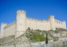 The ancient castle on the plains of La Mancha in Toledo province.