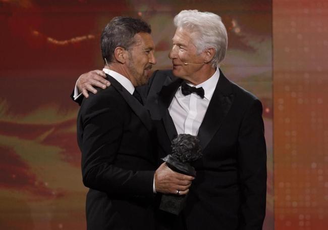 Antonio Banderas and Richard Gere.