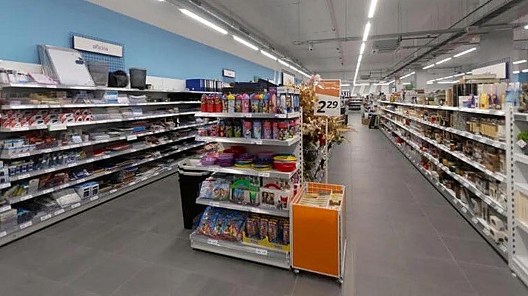 The Dutch discount store chain that is expanding across Spain with products for one euro