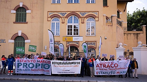 Three out of four doctors in Malaga are against ban on working in public and private sectors at the same time