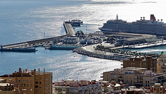 Junta seals an alliance between the ports of Malaga and Algeciras and Antequera's 'dry port'