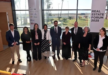 SUR in English real estate and property investment forum in Estepona, in pictures