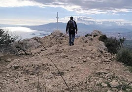 Arrival at the cross of San Antón