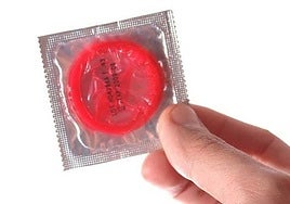 Health authority warns of batches of fake Durex condoms sold in Spain