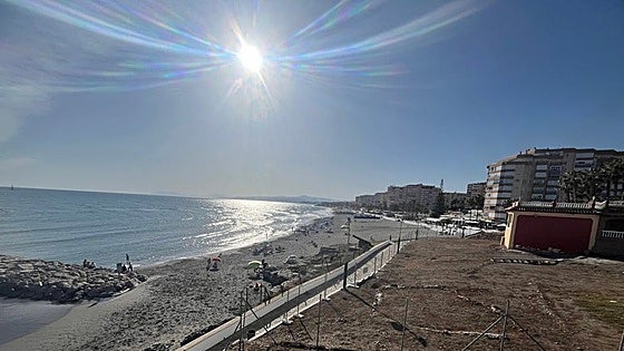 Costa del Sol town bans tents and gazebos on beaches