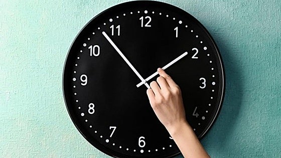 Do I have to set the clocks an hour forward or back when they change this weekend?