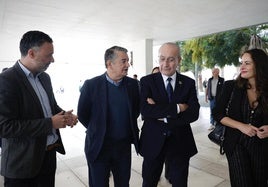 Junta's regional minister Antonio Sanz, together with the mayor of Malaga, Francisco de la Torre.
