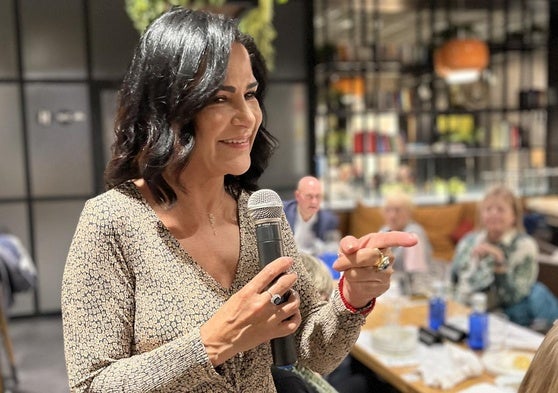 Lydia Cacho, speaking to the Costa Press Club on Monday.