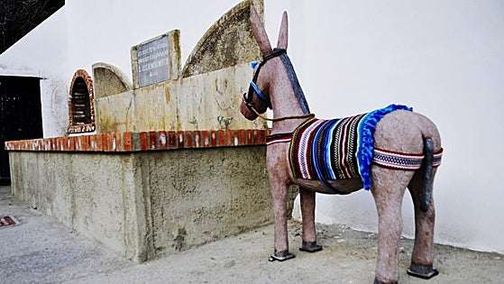 New sculpture trail unveiled in 'magical' town to lure more tourists to Granada province's pretty Alpujarra area