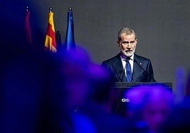King Felipe VI presides over the traditional MWC 2025 welcome dinner.