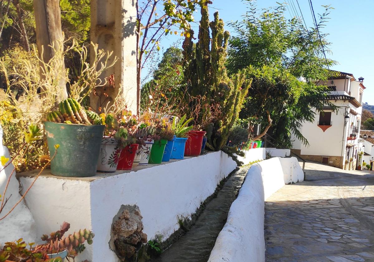 Village walks where running water is a constant presence and background sound