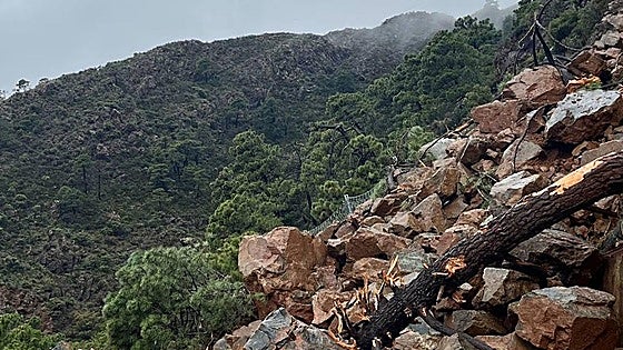 Major landslide on Ronda - San Pedro road will force around 7,500 drivers a day to double their journey time