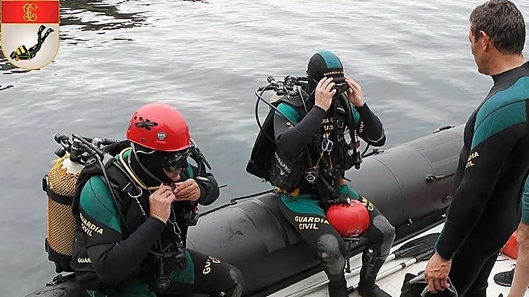 Divers search lake for missing worker at Costa del Sol golf course