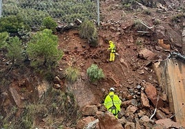 The landslip that blocked the A-397.