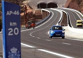 File image of traffic on the Las Pedrizas toll motorway.