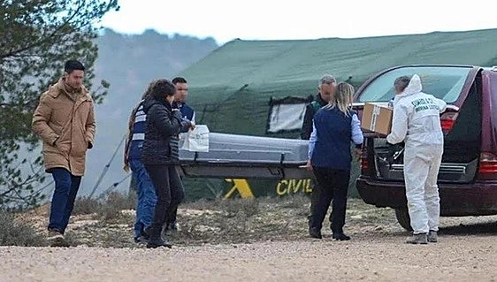 Buried body found by police during drugs raid in south of Spain